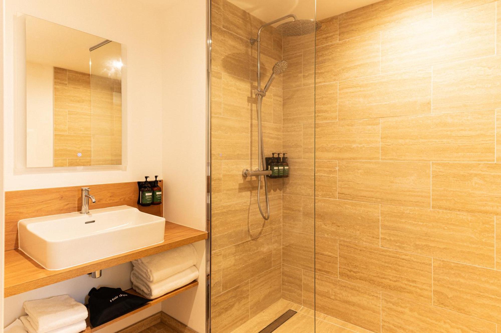 Voco , Cite Des Vins By Ihg 4* Beaune (Cote d'Or)